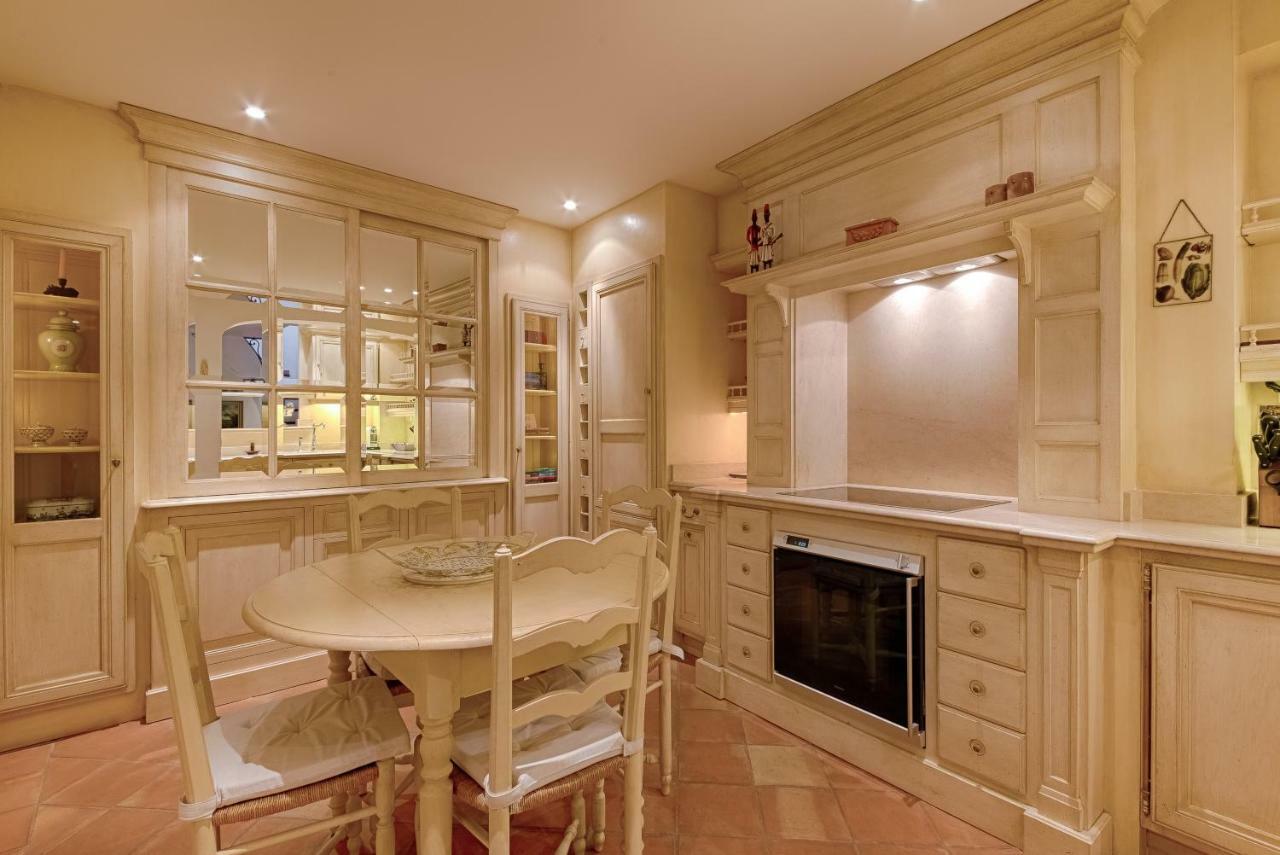 Maison Des Bouchonniers 圣特罗佩 外观 照片